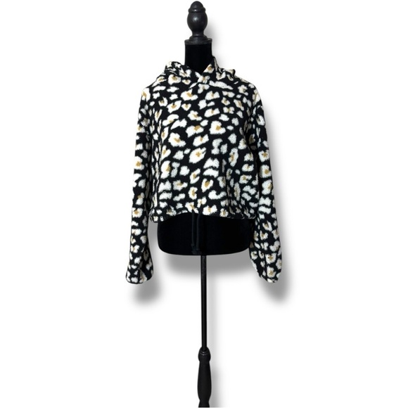 Wild Fable Black With Tan/White Animal Print Cropped Fleece Hooded Sweatshirt - Picture 3 of 16